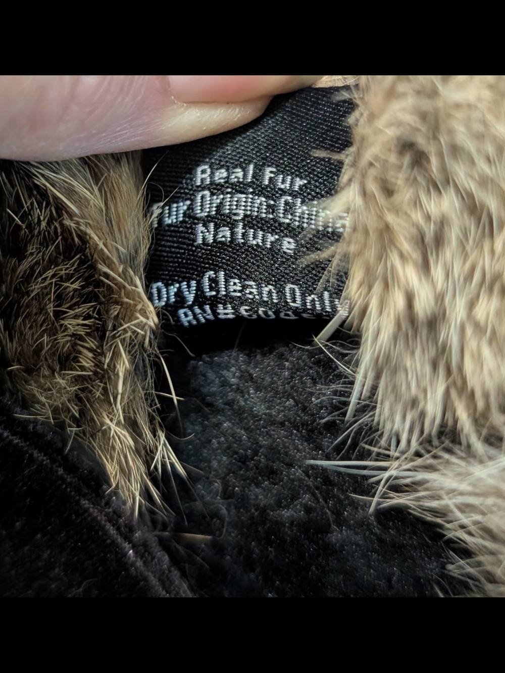 Surell Rabbit Fur Earmuffs with Velvet Band - Picture 5 of 6